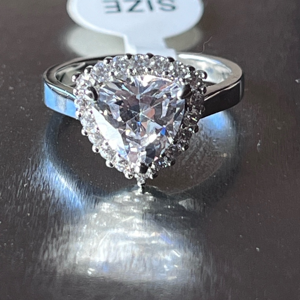 💍 🕯️💍DIAMOND CANDLE RING 🕯️💍🕯️ NWT 💍🕯️💍 - Picture 2 of 16